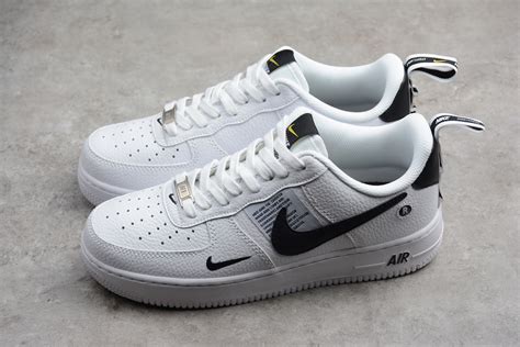 Nike Air Force 1 ’07 Shoes